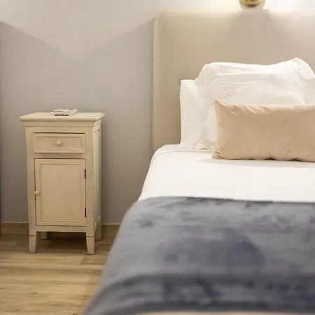 Naiss Igramar Βίλα