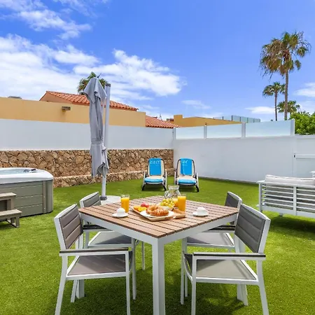 Naiss Igramar Βίλα